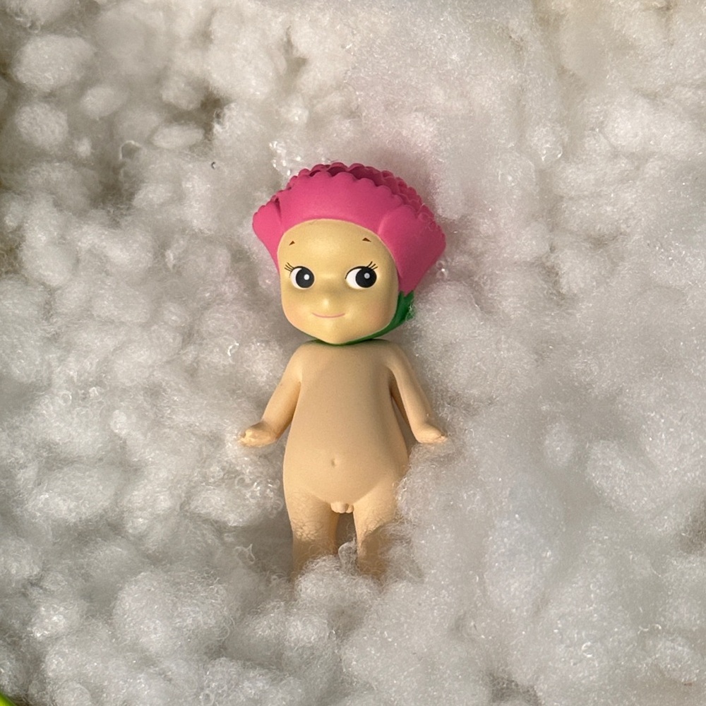 Sonny Angel Carnation Flower Figure NWT
